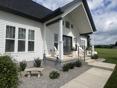 /international/us/8924-chicory-lane-portland-mi-110100809423/