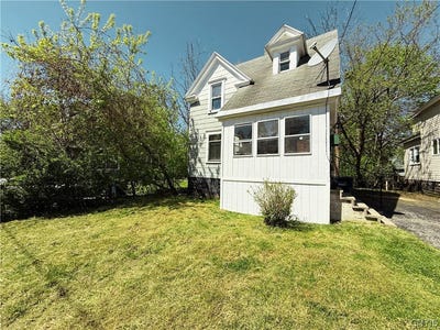 /international/us/154-seeley-avenue-syracuse-ny-110107487405/