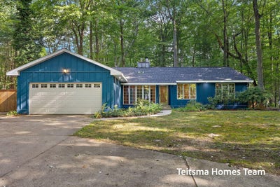 /international/us/15155-hickory-street-spring-lake-mi-110101167137/?lang=zh-tw
