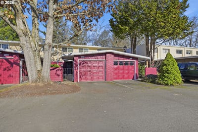 /international/us/1326-quaker-st-eugene-or-110105639165/