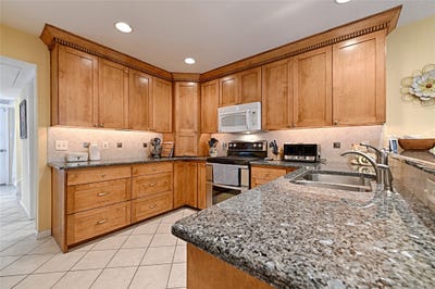 /international/us/2954-woodcroft-circle-carrollton-tx-110108258690/