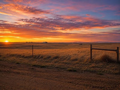 /international/us/road-146-burns-wy-110108571512/