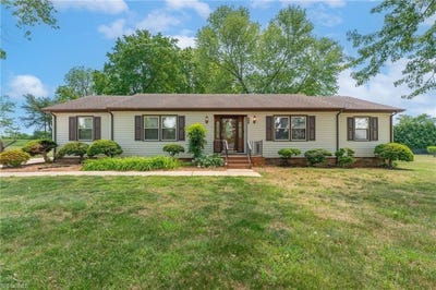 /international/us/154-meadowview-road-mocksville-nc-110109736842/