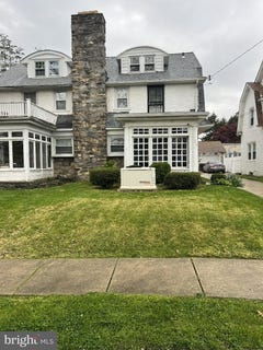 /international/us/114-e-parkway-avenue-chester-pa-110103280824/