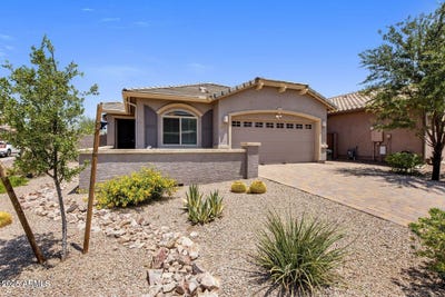 /international/us/4230-w-palace-station-road-new-river-az-110101012795/