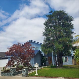 /international/us/17455-winemast-street-fountain-valley-ca-110110126562/