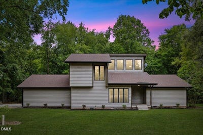 /international/us/7682-troy-fisher-road-fayetteville-nc-110108021432/