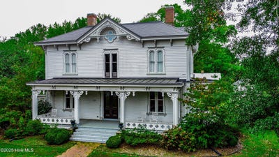 /international/us/625-w-main-street-murfreesboro-nc-110103632858/