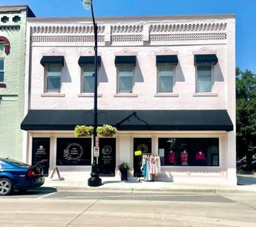 /international/us/112-e-salem-avenue-indianola-ia-110104868384/