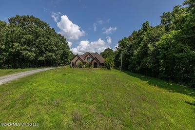 /international/us/772-hagen-road-coldwater-ms-110108678894/