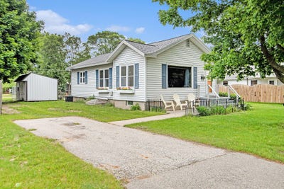 /international/us/919-lawndale-street-ludington-mi-110100131017/