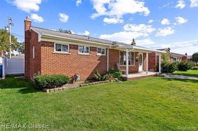 /international/us/5754-amboy-street-dearborn-heights-mi-110120156821/