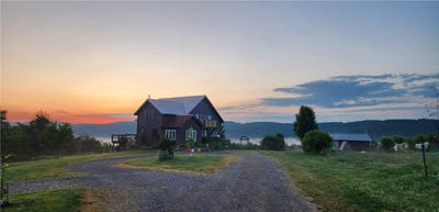 /international/us/6404-sherman-road-alfred-ny-110101231954/?lang=zh-cn