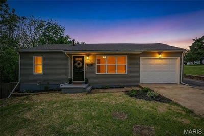 /international/us/306-moulton-street-de-soto-mo-110107734437/