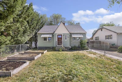 /international/us/620-4th-ave-n-twin-falls-id-110108341771/