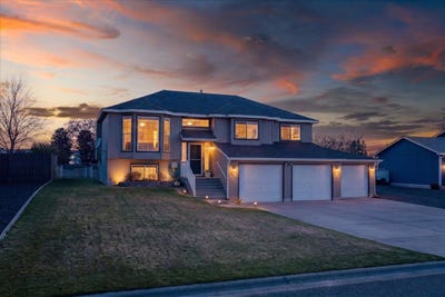 /international/us/2818-s-newer-ct-veradale-wa-110107207692/