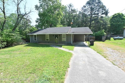 /international/us/3426-dobbs-rd-alexander-city-al-110106843596/