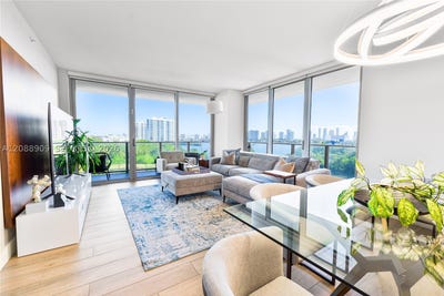 /international/us/16385-biscayne-blvd-north-miami-beach-fl-110110176776/