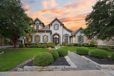 /international/us/18-siesta-circle-heath-tx-110103264833/