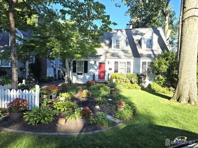 /international/us/30-mccoy-avenue-metuchen-nj-110119912279/