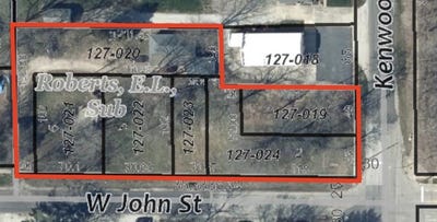 /international/us/2404-w-john-street-champaign-il-110107851462/