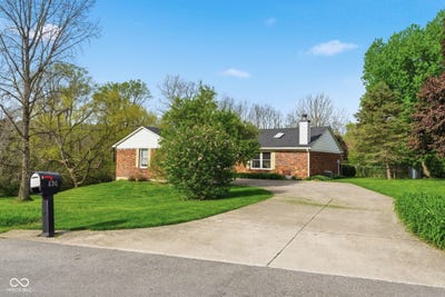 /international/us/690-kirkwood-drive-greencastle-in-110107377341/