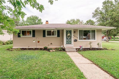 /international/us/4479-columbia-road-north-olmsted-oh-110101269514/?lang=en