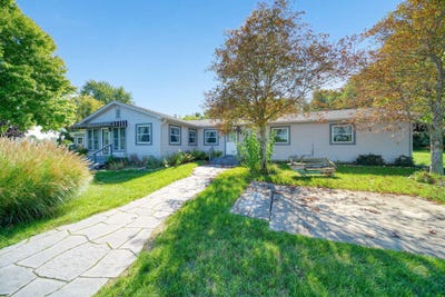 /international/us/228-oak-grove-drive-brooklyn-mi-110106555669/