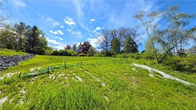 /international/us/fallview-terrace-ithaca-ny-110108447366/