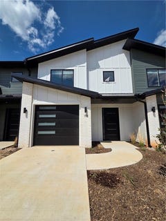 /international/us/1118-emilia-avenue-lowell-ar-110107207157/