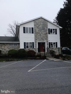 /international/us/1402-quentin-road-lebanon-pa-110103797744/
