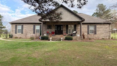 /international/us/158-daniel-tupelo-ms-110105523426/