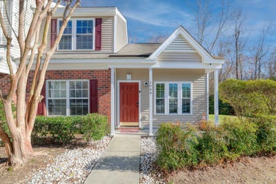 /international/us/7900-shadow-oak-dr-drive-north-charleston-sc-110097639176/