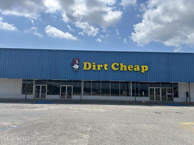 /international/us/2525-highway-90-gautier-ms-110102598762/