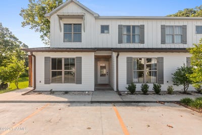/international/us/112-oak-plains-alley-lafayette-la-110120738712/