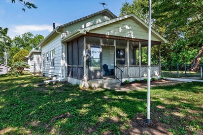 /international/us/1635-sw-auburn-rd-topeka-ks-110108015260/