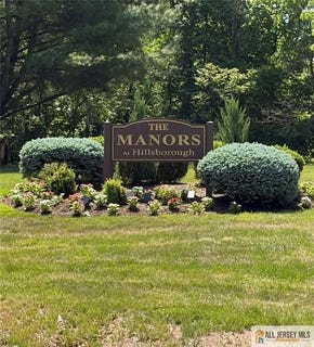 /international/us/23-estate-road-hillsborough-nj-110108579920/