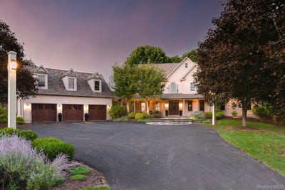 /international/us/55-townsend-farm-road-lagrangeville-ny-110104820986/
