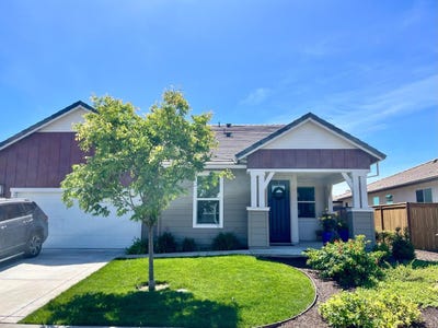 /international/us/4861-peace-lily-ln-roseville-ca-110108166684/
