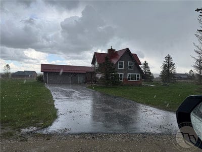/international/us/12-pueblo-red-lodge-mt-110099901900/