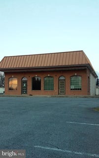 /international/us/1747-w-main-street-ephrata-pa-110105849178/