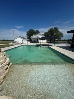 /international/us/28345-state-highway-f-wright-city-mo-110107911562/