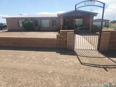 /international/us/4200-s-8th-st-street-deming-nm-110100867071/?lang=en