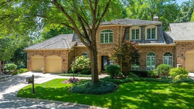 /international/us/467-le-provence-circle-naperville-il-110110083983/