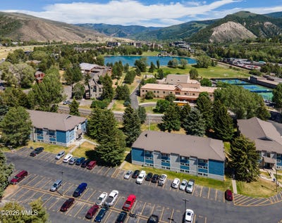 /international/us/851-w-beaver-creek-boulevard-avon-co-110108885965/