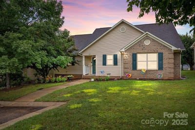 /international/us/315-hidden-creek-circle-salisbury-nc-110101490391/