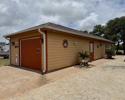 /international/us/11-augusta-aransas-pass-tx-110119966269/