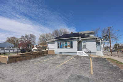 /international/us/254-beech-street-manchester-nh-110107385406/