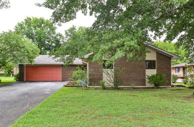 /international/us/116-w-auburn-street-bolivar-mo-110108678460/