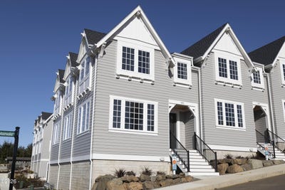 /international/us/401-ne-moonwake-lane-depoe-bay-or-110120885778/